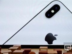 巨頭布局MicroLED技術 OLED屏面臨危機