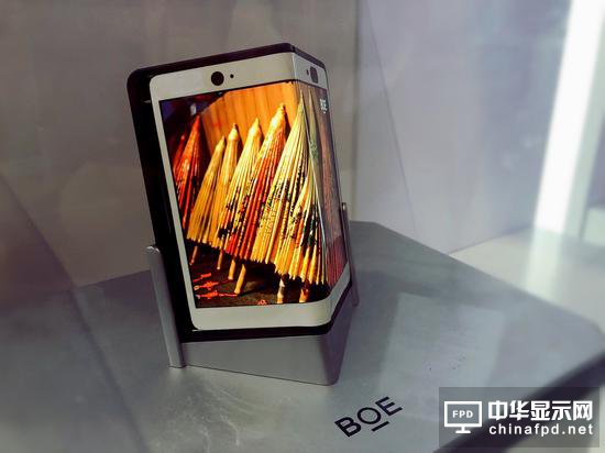 蘋果削減OLED訂單引發(fā)上游連鎖反應(yīng)