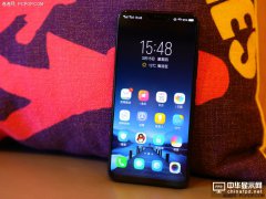 為什么屏下指紋手機(jī)都采用了OLED屏？