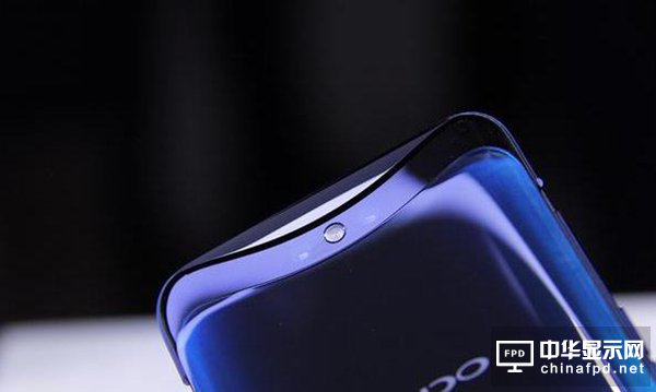 為提升屏占比 手機(jī)廠(chǎng)商做了很多努力